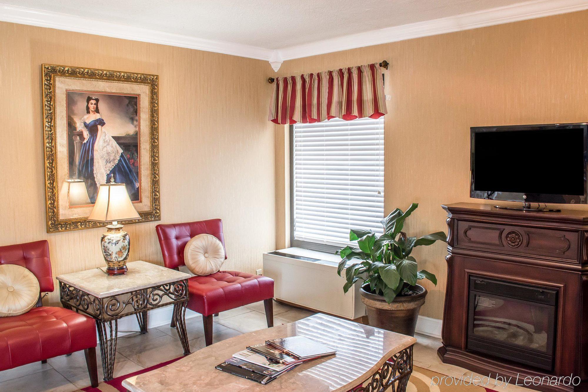 Econo Lodge Madison Esterno foto